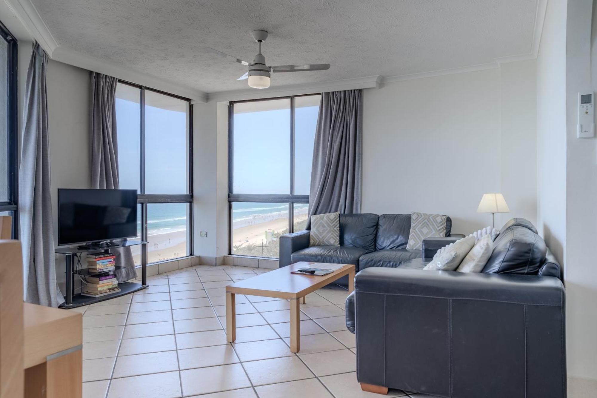 Aparthotel Olympus Beachfront Gold Coast